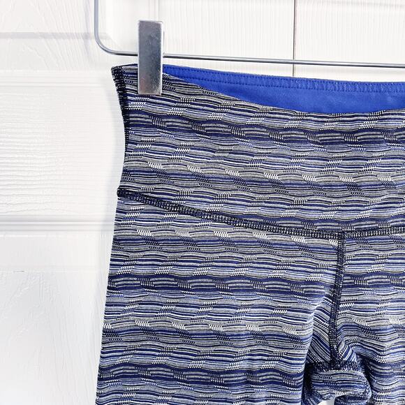 Lululemon Wunder Under Crop III in Space Dye Twist Sapphire Blue Multi - Picture 2 of 6